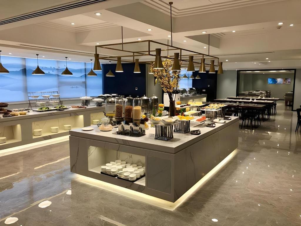 Deacon House Wuxi Hotel Wuxi  Ngoại thất bức ảnh