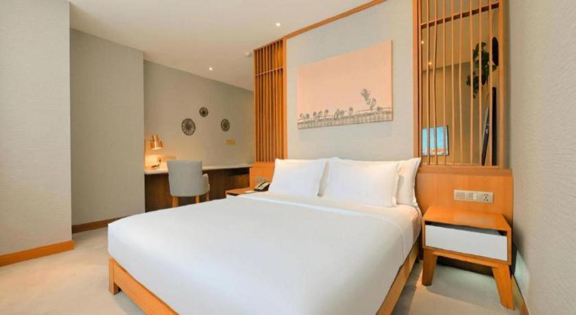 Deacon House Wuxi Hotel Wuxi  Ngoại thất bức ảnh