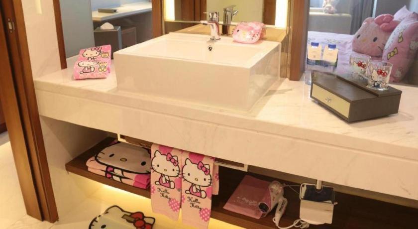 Deacon House Wuxi Hotel Wuxi  Ngoại thất bức ảnh