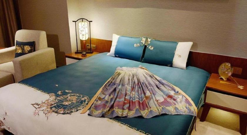 Deacon House Wuxi Hotel Wuxi  Ngoại thất bức ảnh