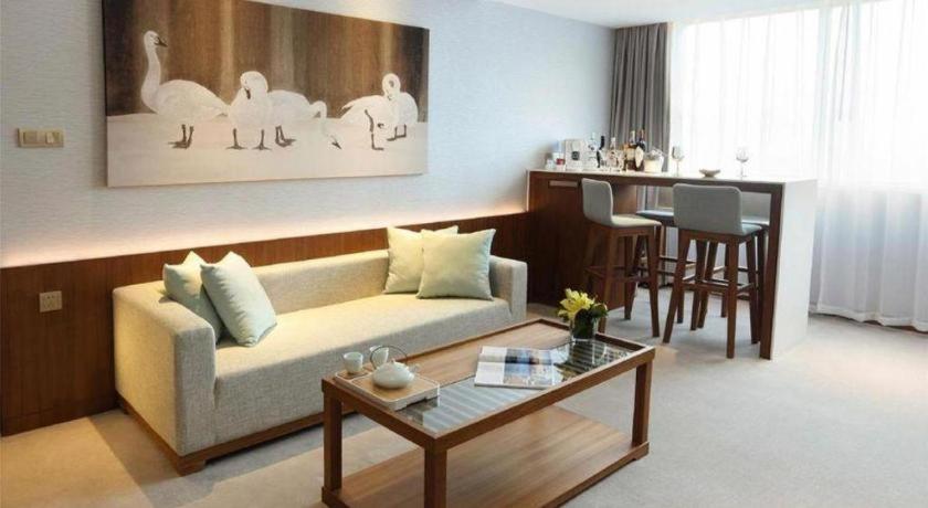 Deacon House Wuxi Hotel Wuxi  Ngoại thất bức ảnh