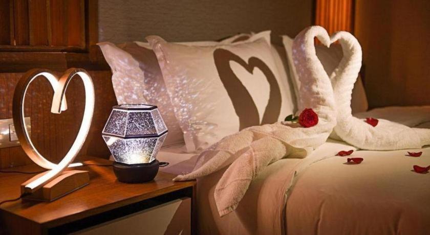 Deacon House Wuxi Hotel Wuxi  Ngoại thất bức ảnh